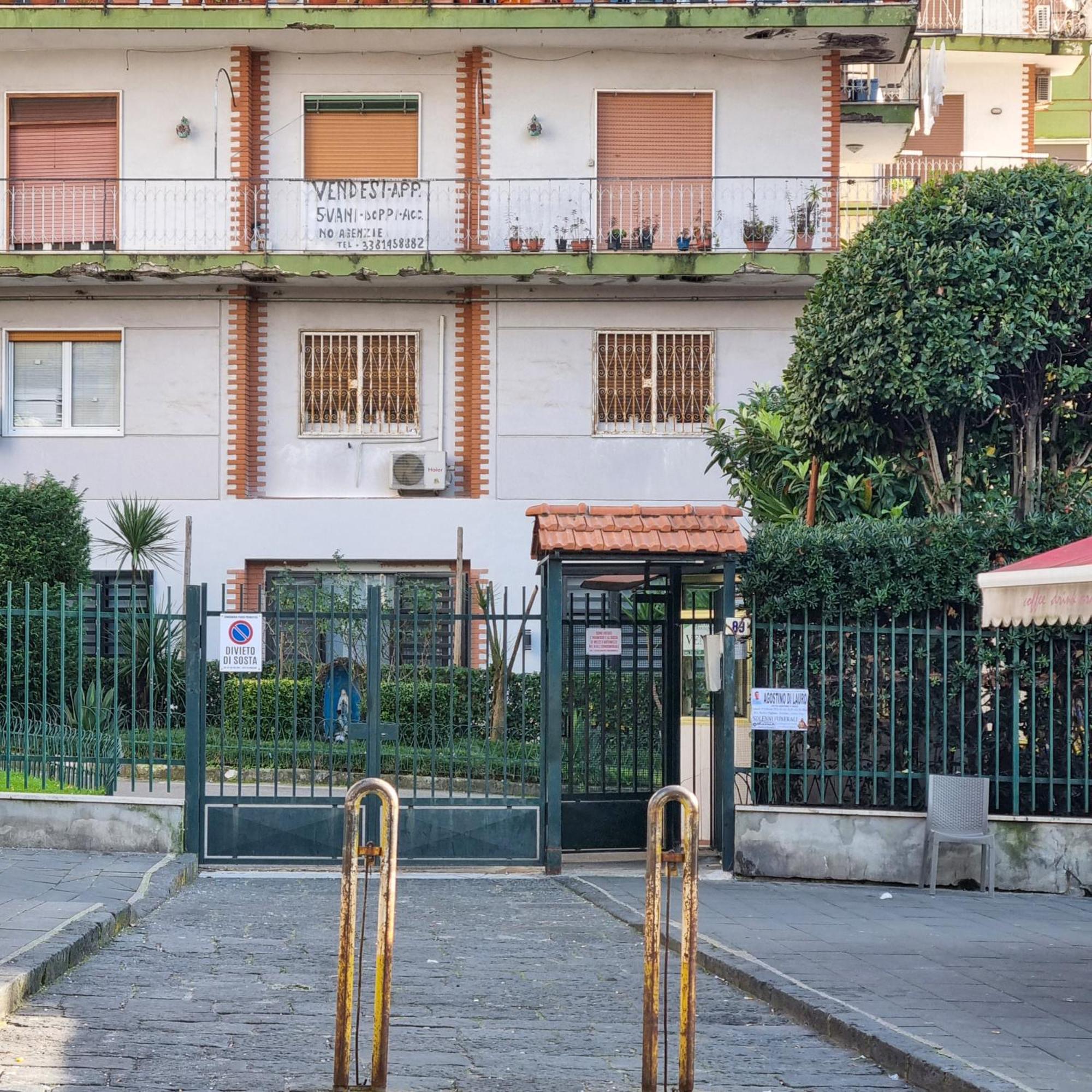 Casa Graziosa Apartment Ercolano Bagian luar foto